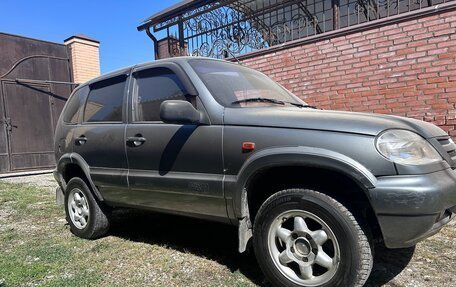 Chevrolet Niva I рестайлинг, 2005 год, 375 000 рублей, 2 фотография