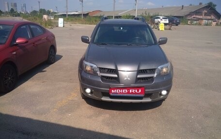 Mitsubishi Outlander III рестайлинг 3, 2007 год, 1 050 000 рублей, 1 фотография