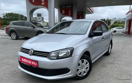 Volkswagen Polo VI (EU Market), 2014 год, 1 075 000 рублей, 1 фотография