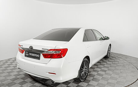 Toyota Camry, 2014 год, 2 117 000 рублей, 5 фотография