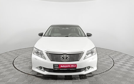 Toyota Camry, 2014 год, 2 117 000 рублей, 2 фотография