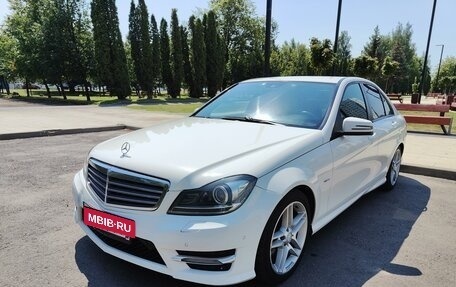 Mercedes-Benz C-Класс, 2011 год, 1 550 000 рублей, 3 фотография