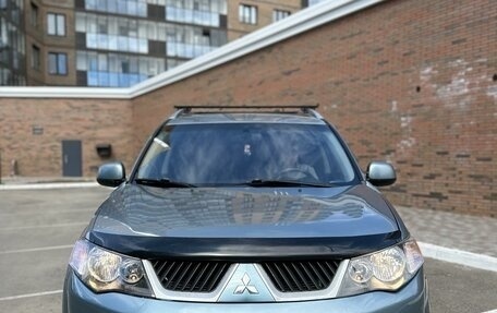 Mitsubishi Outlander III рестайлинг 3, 2008 год, 990 000 рублей, 2 фотография