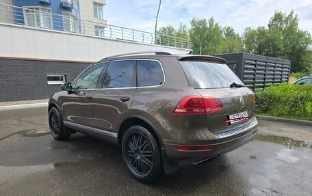 Volkswagen Touareg III, 2010 год, 1 600 000 рублей, 5 фотография