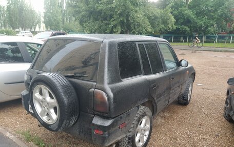 Toyota RAV4, 1997 год, 550 000 рублей, 3 фотография