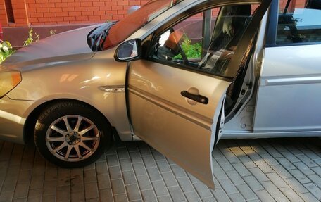 Hyundai Verna II, 2006 год, 470 000 рублей, 2 фотография