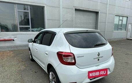 Renault Sandero II рестайлинг, 2017 год, 1 000 000 рублей, 3 фотография