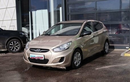 Hyundai Solaris II рестайлинг, 2012 год, 859 000 рублей, 1 фотография