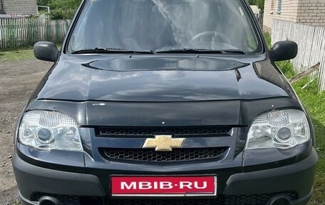 Chevrolet Niva I рестайлинг, 2011 год, 650 000 рублей, 1 фотография