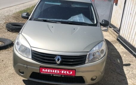 Renault Sandero I, 2012 год, 750 000 рублей, 1 фотография