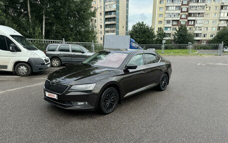 Skoda Superb III рестайлинг, 2016 год, 1 600 000 рублей, 2 фотография