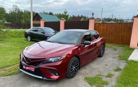 Toyota Camry, 2018 год, 2 980 000 рублей, 2 фотография