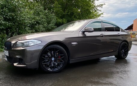 BMW 5 серия, 2012 год, 2 100 000 рублей, 2 фотография