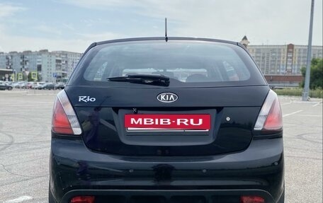 KIA Rio II, 2010 год, 700 000 рублей, 4 фотография