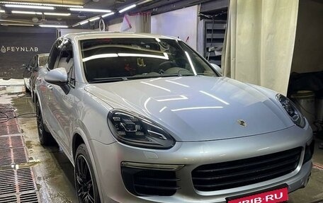 Porsche Cayenne III, 2017 год, 5 600 000 рублей, 1 фотография