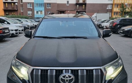 Toyota Land Cruiser Prado 150 рестайлинг 2, 2018 год, 7 000 000 рублей, 1 фотография