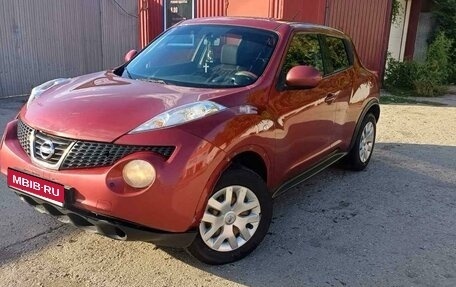 Nissan Juke II, 2013 год, 950 000 рублей, 1 фотография