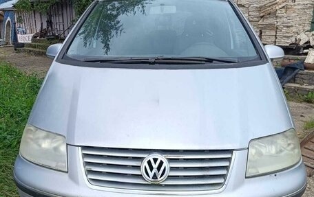 Volkswagen Sharan I рестайлинг, 2004 год, 480 000 рублей, 1 фотография