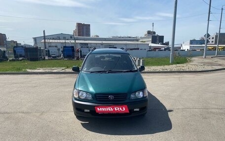 Toyota Ipsum II, 1996 год, 577 000 рублей, 3 фотография