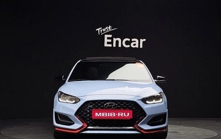 Hyundai Veloster II, 2021 год, 2 360 000 рублей, 3 фотография