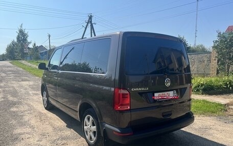 Volkswagen Caravelle T6 рестайлинг, 2015 год, 2 485 000 рублей, 4 фотография