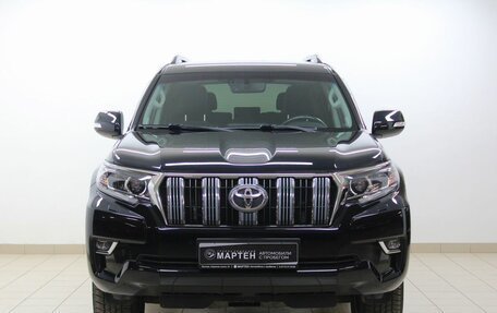 Toyota Land Cruiser Prado 150 рестайлинг 2, 2018 год, 5 899 000 рублей, 2 фотография