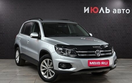 Volkswagen Tiguan I, 2015 год, 1 840 000 рублей, 4 фотография