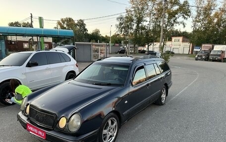 Mercedes-Benz E-Класс, 1998 год, 250 000 рублей, 1 фотография