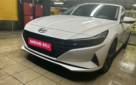 Hyundai Elantra, 2021 год, 2 650 000 рублей, 1 фотография