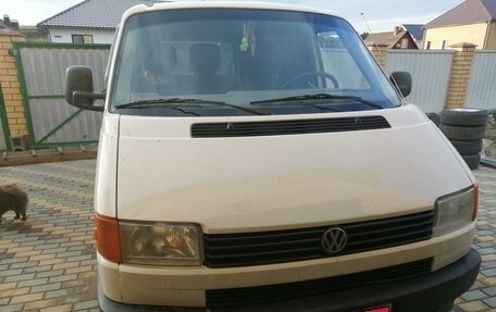 Volkswagen Transporter T4, 1995 год, 800 000 рублей, 1 фотография