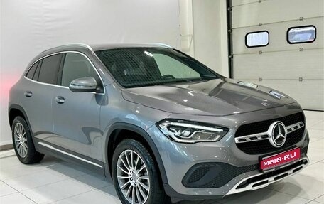 Mercedes-Benz GLA, 2020 год, 3 649 900 рублей, 1 фотография