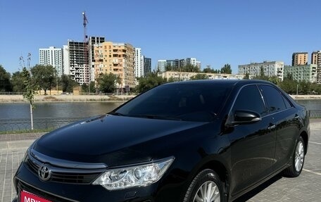 Toyota Camry, 2015 год, 2 130 000 рублей, 1 фотография