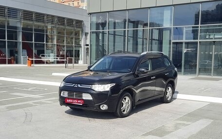 Mitsubishi Outlander III рестайлинг 3, 2012 год, 1 320 000 рублей, 1 фотография