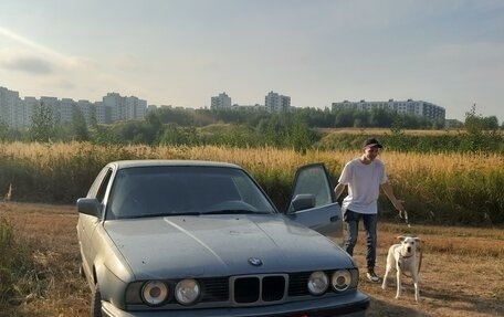 BMW 5 серия, 1991 год, 230 000 рублей, 1 фотография