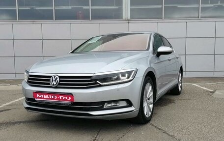 Volkswagen Passat B8 рестайлинг, 2016 год, 1 750 000 рублей, 1 фотография