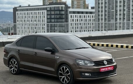 Volkswagen Polo VI (EU Market), 2018 год, 1 300 000 рублей, 1 фотография