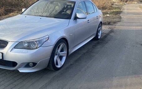 BMW 5 серия, 2003 год, 999 999 рублей, 1 фотография