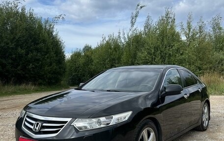 Honda Accord VIII рестайлинг, 2011 год, 1 750 000 рублей, 1 фотография