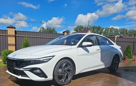 Hyundai Elantra, 2024 год, 2 100 000 рублей, 1 фотография