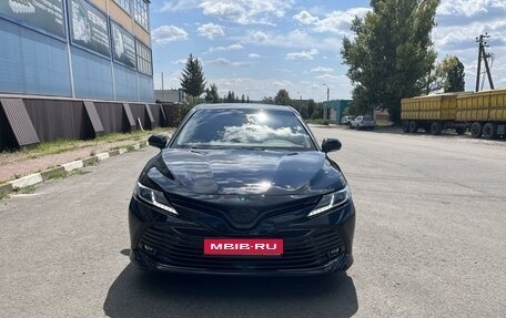 Toyota Camry, 2018 год, 2 930 000 рублей, 1 фотография