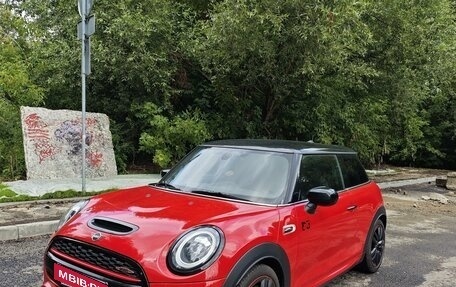 MINI Hatch, 2019 год, 3 270 000 рублей, 1 фотография