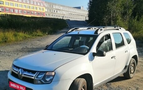 Renault Duster I рестайлинг, 2016 год, 999 000 рублей, 1 фотография