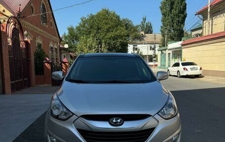 Hyundai Tucson III, 2011 год, 1 575 000 рублей, 1 фотография