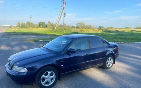 Audi A4, 1996 год, 395 000 рублей, 1 фотография