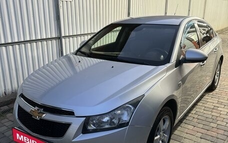 Chevrolet Cruze II, 2010 год, 780 000 рублей, 1 фотография