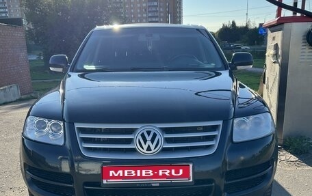 Volkswagen Touareg III, 2005 год, 750 000 рублей, 1 фотография