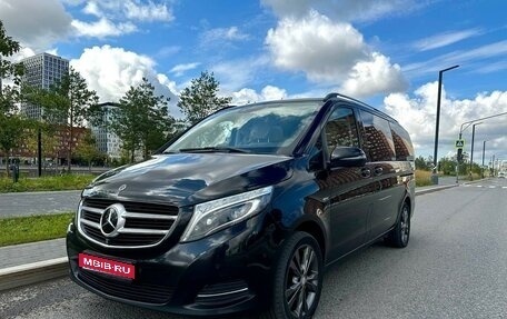 Mercedes-Benz V-Класс, 2017 год, 4 349 000 рублей, 1 фотография