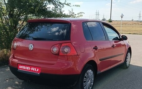 Volkswagen Golf V, 2004 год, 490 000 рублей, 1 фотография