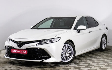 Toyota Camry, 2019 год, 3 209 000 рублей, 1 фотография