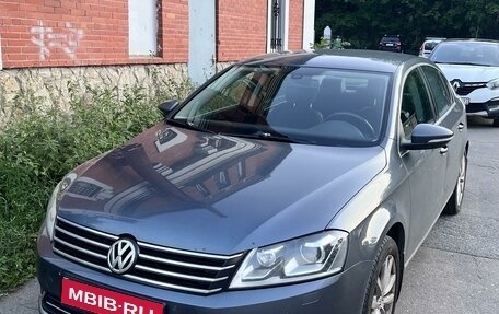 Volkswagen Passat B7, 2012 год, 1 300 000 рублей, 1 фотография